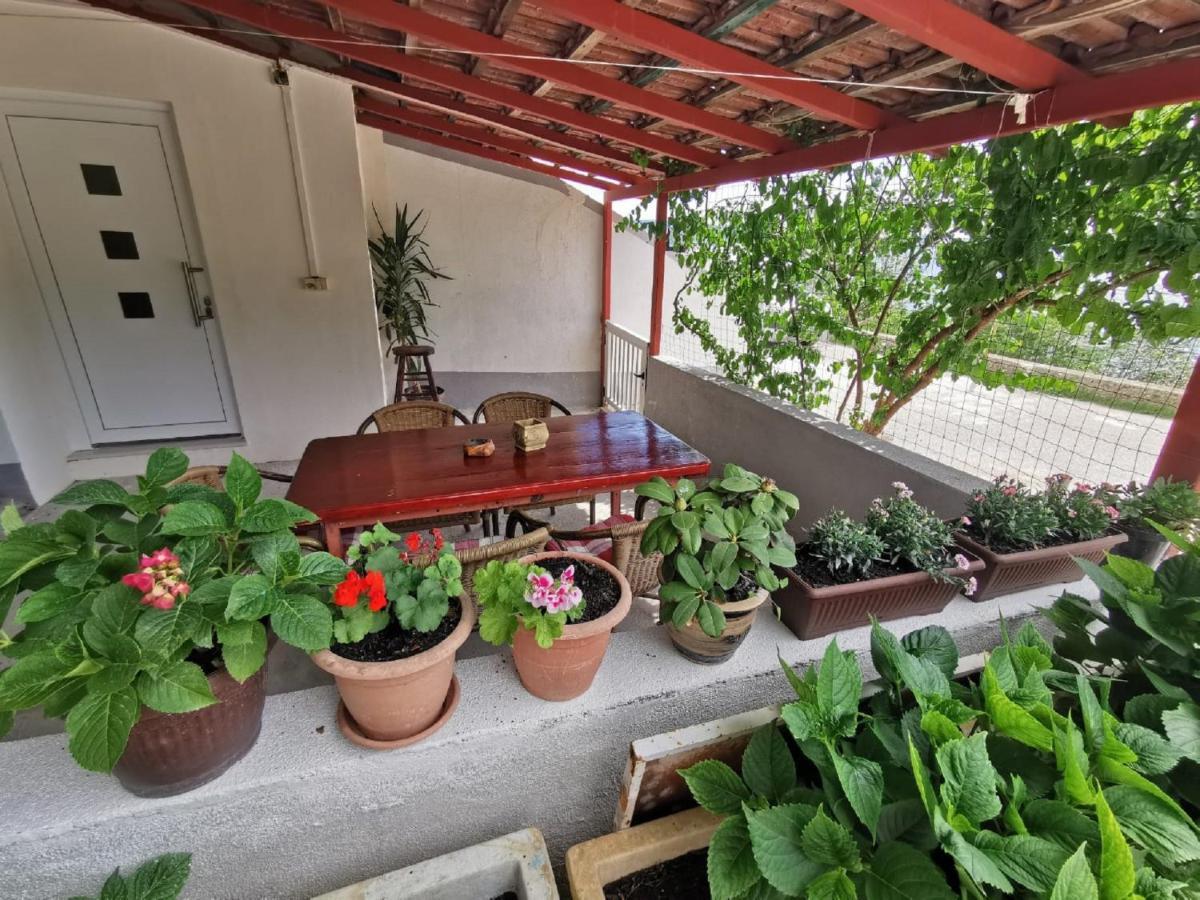 Apartment Nera Omiš Dış mekan fotoğraf